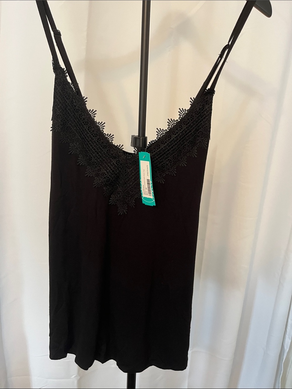 nine britton Black Lace-Trim Cami